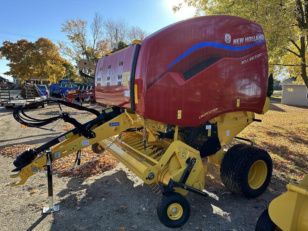 Image of New Holland RB450 CropCutter Primary image