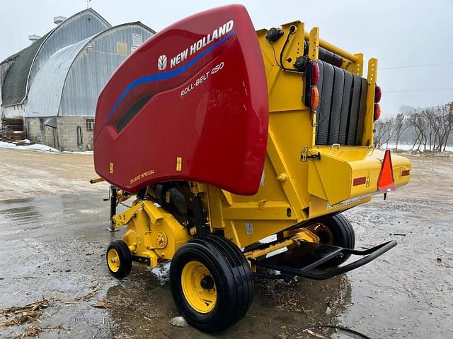 Image of New Holland RB450 equipment image 3