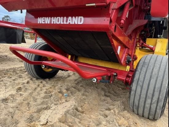 Image of New Holland RB450 equipment image 4
