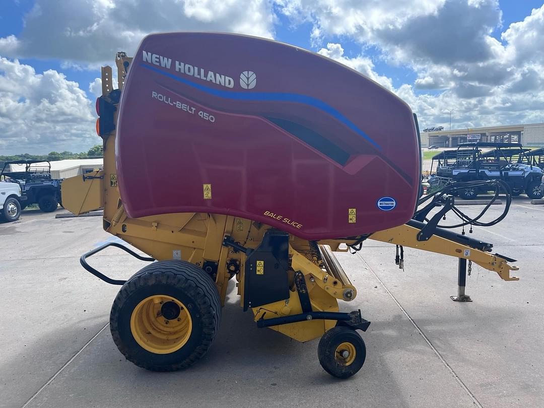 Image of New Holland RB450 Bale Slice Image 1