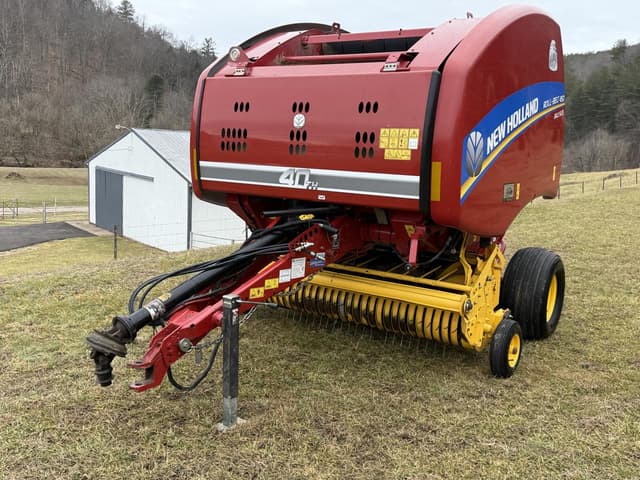 Image of New Holland RB450 equipment image 4