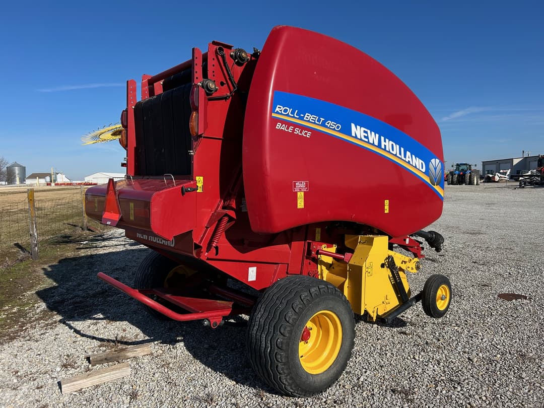 Image of New Holland RB450 Bale Slice Image 1