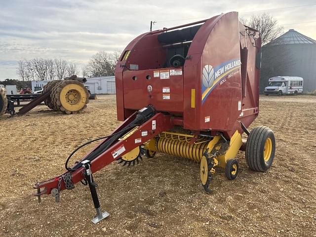 Image of New Holland RB450 equipment image 4