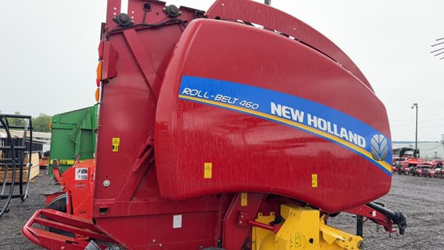 Image of New Holland RB460 equipment image 4