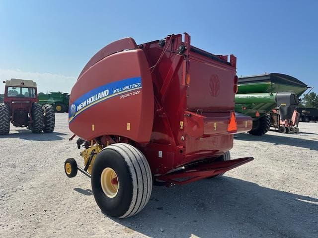 Image of New Holland RB560 equipment image 2