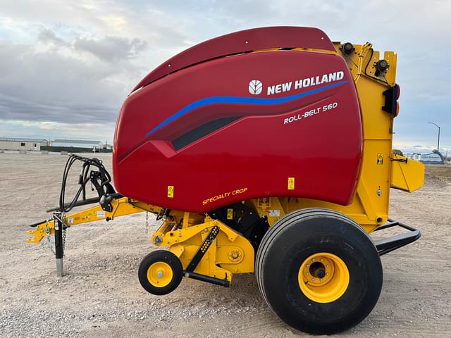 Image of New Holland RB560 equipment image 2