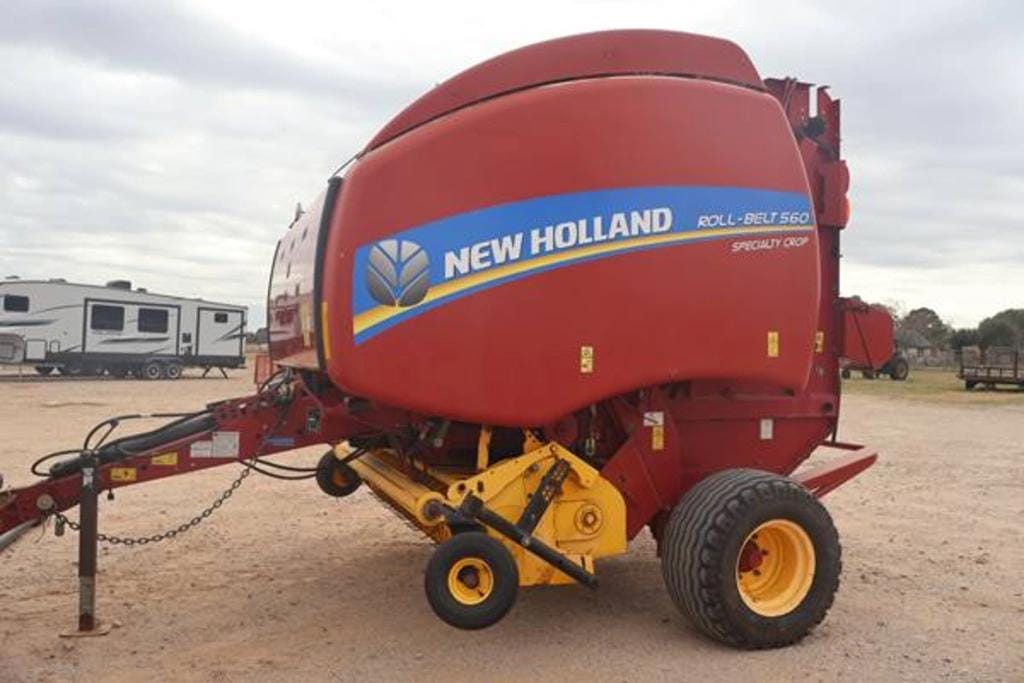 New Holland RB560 Equipment Image0