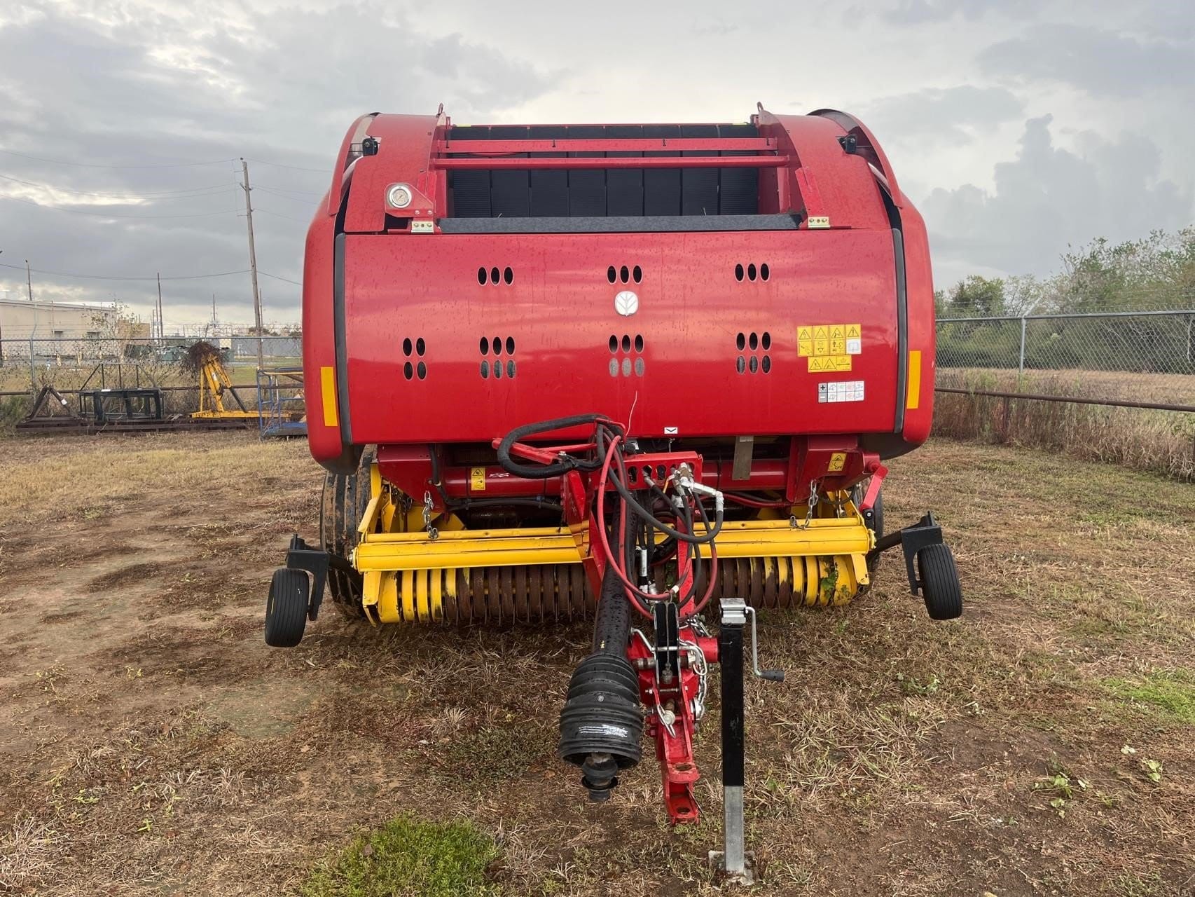 Main image New Holland RB560 Specialty Crop Plus