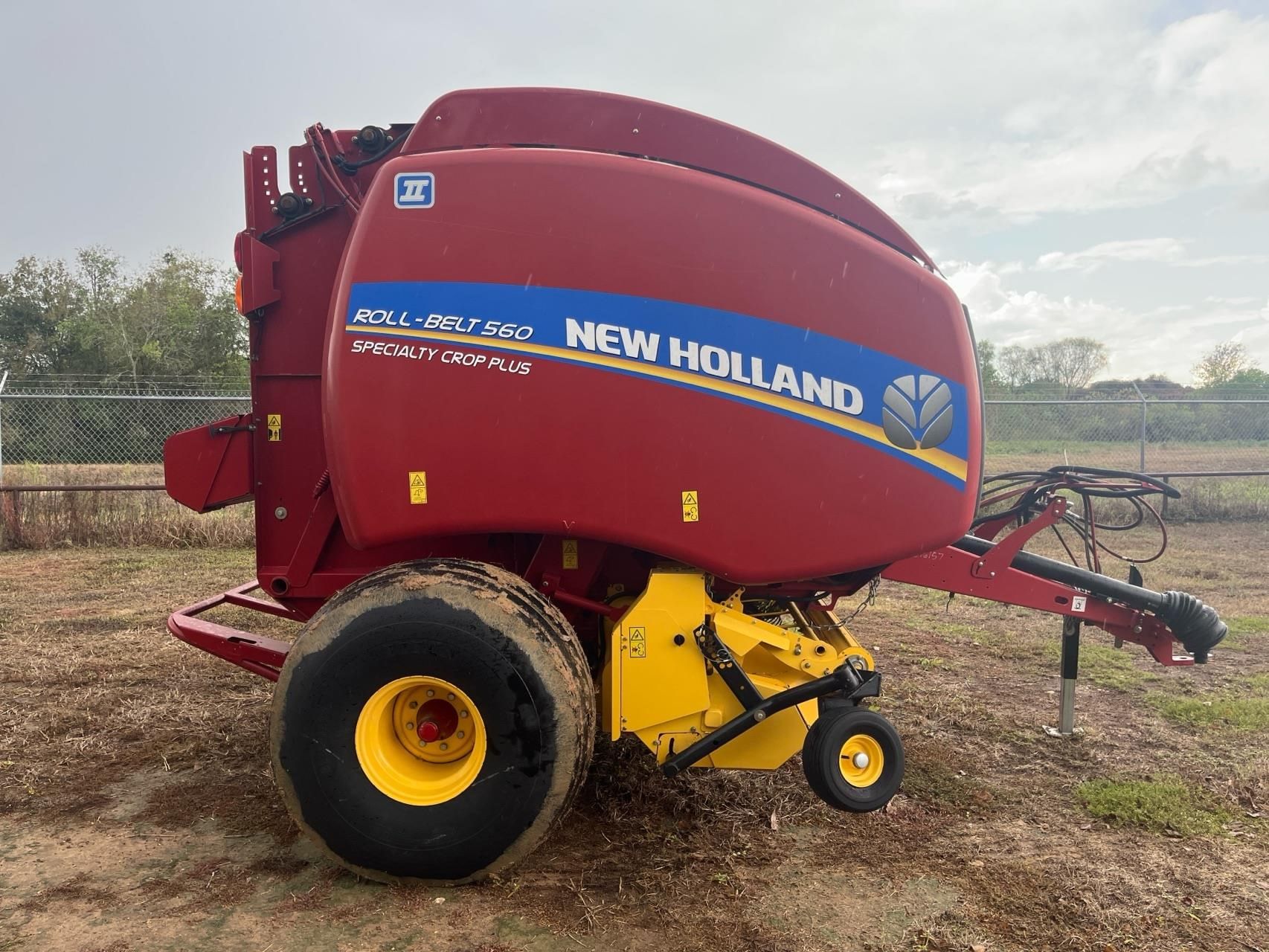 2020 New Holland RB560 Specialty Crop Plus Equipment Image0