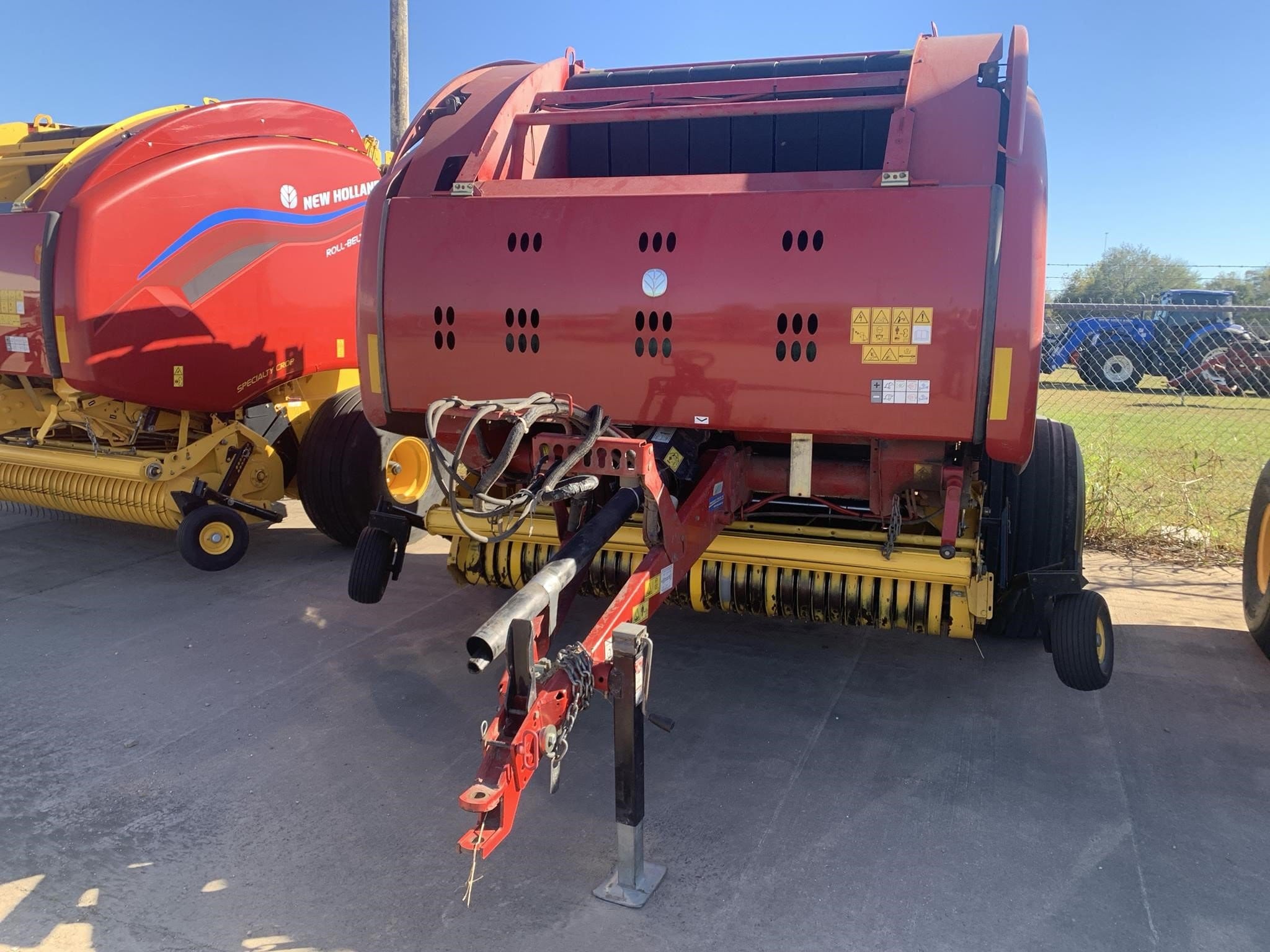 2019 New Holland RB560 Equipment Image0