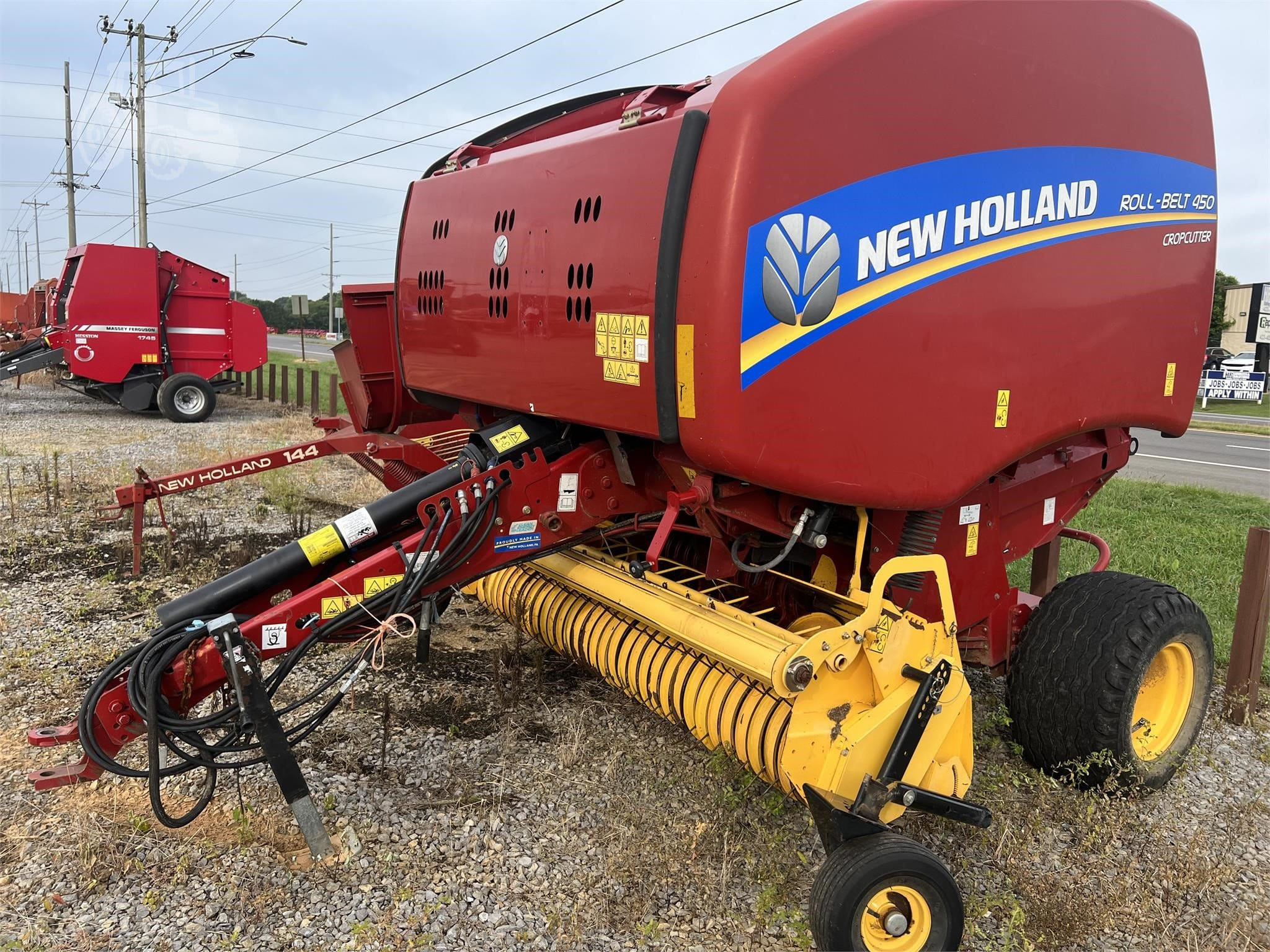 2015 New Holland RB450 Equipment Image0