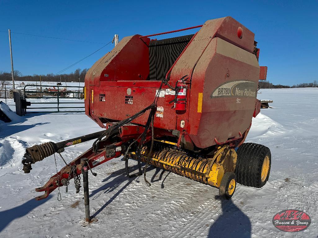 Image of New Holland BR780 Primary image