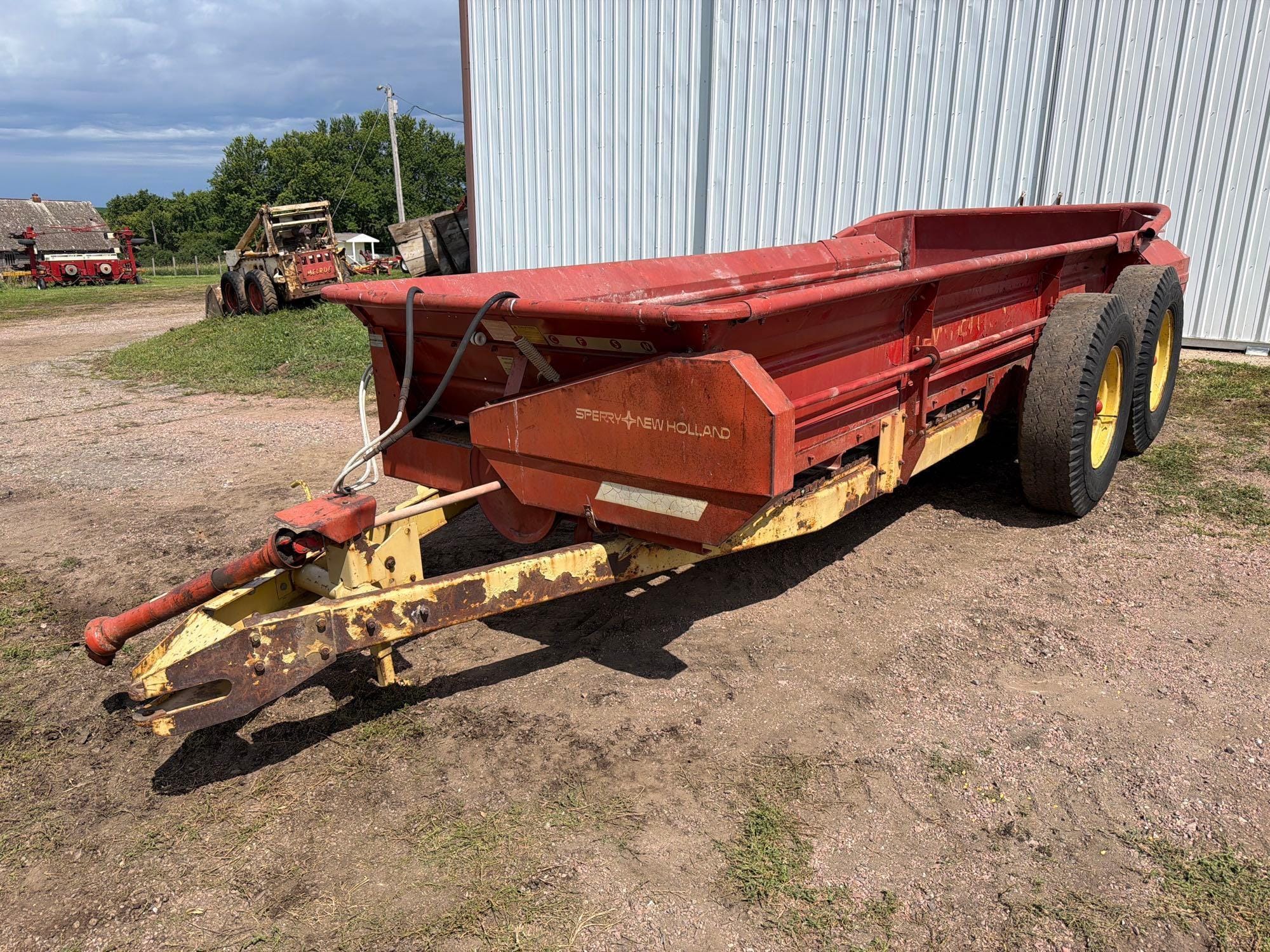 New Holland S676 Equipment Image0
