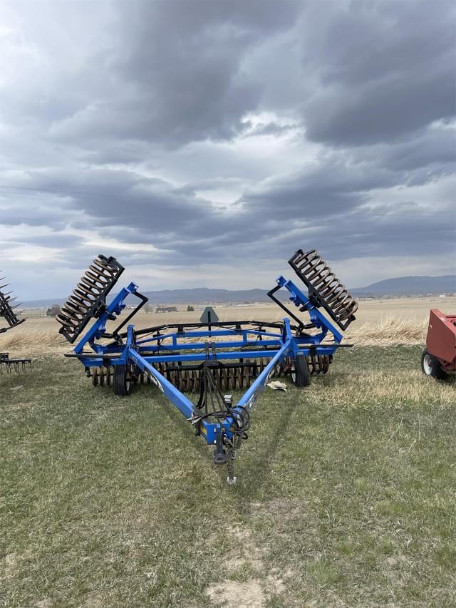 Image of New Holland SG110 equipment image 1