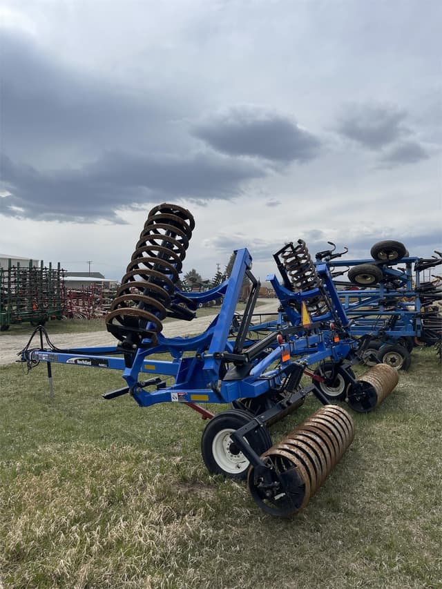 Image of New Holland SG110 equipment image 3