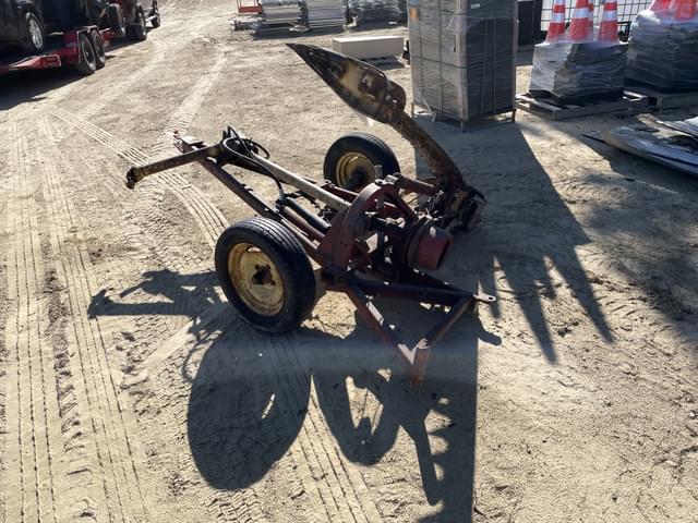 Image of New Holland 455 equipment image 2