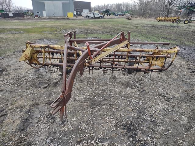 Image of New Holland 258 equipment image 1