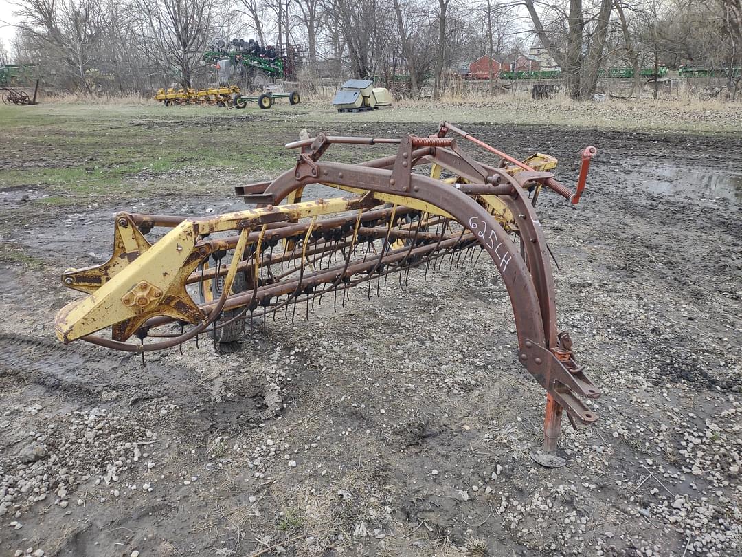 Image of New Holland 258 Primary image