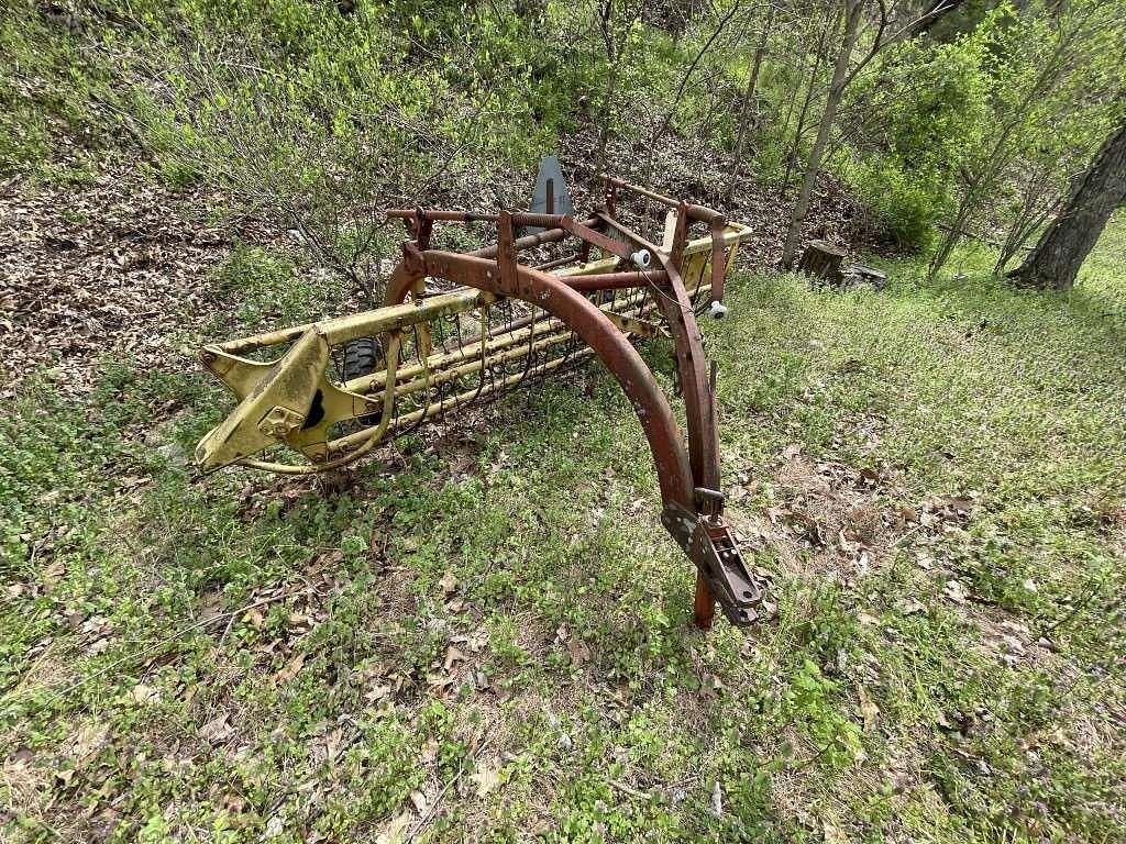 Image of New Holland 256 Image 1