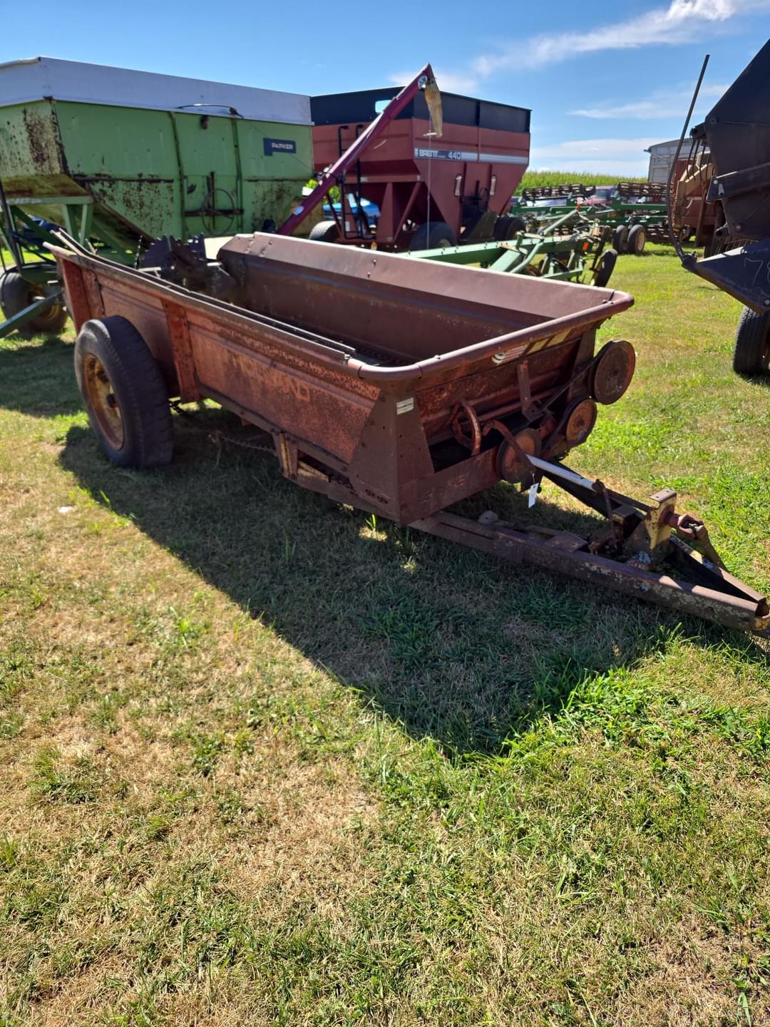 Image of New Holland 328 Primary image