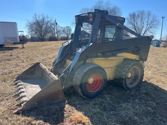 Image of New Holland LS190 equipment image 4