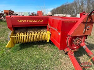 New Holland 311 Image