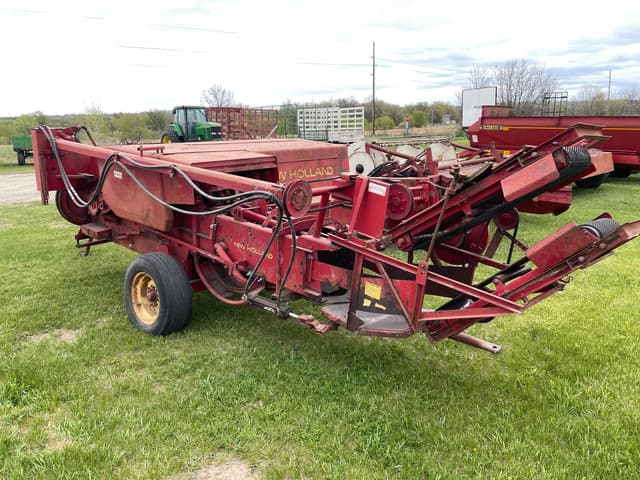 Image of New Holland 276 equipment image 3