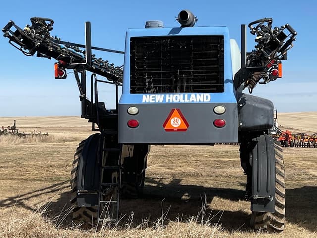 Image of New Holland SP.240F XP equipment image 4