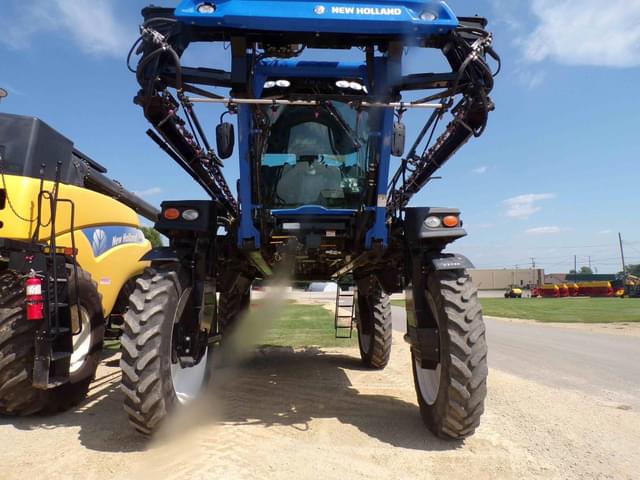 Image of New Holland SP.300F equipment image 2
