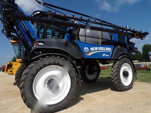 Image of New Holland SP.300F equipment image 3