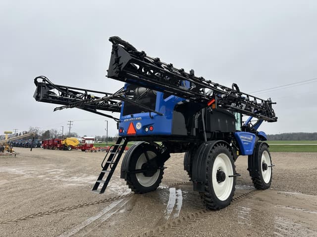Image of New Holland SP310F equipment image 4