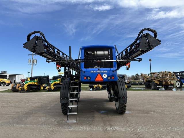 Image of New Holland SP310F equipment image 3
