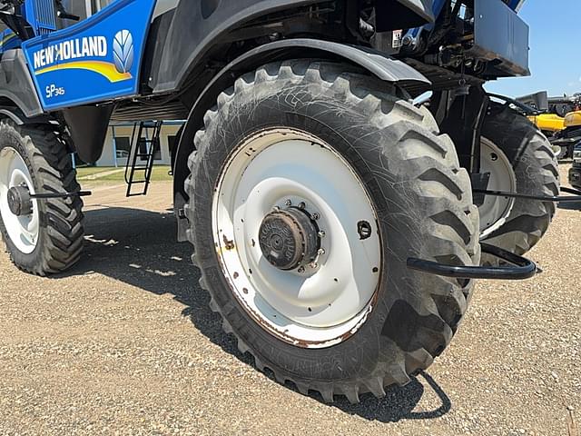 Image of New Holland SP.345F equipment image 4