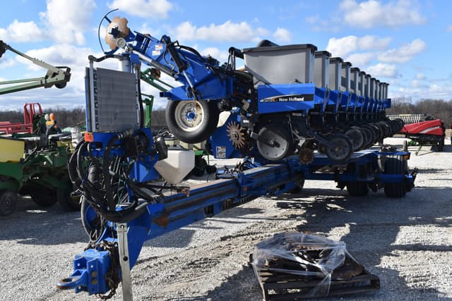 Image of New Holland SP580 equipment image 2