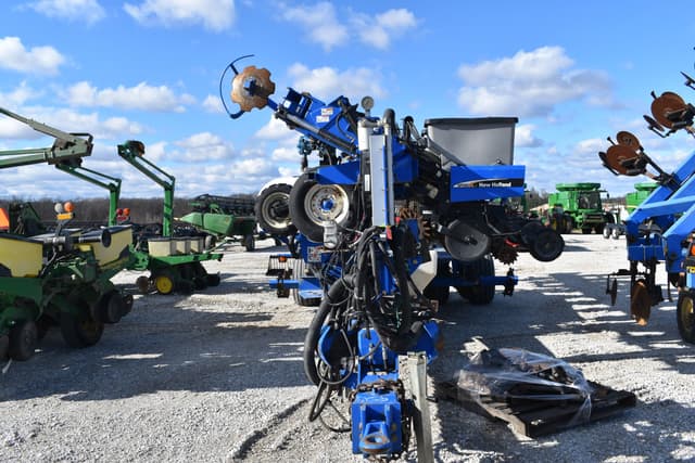 Image of New Holland SP580 equipment image 1