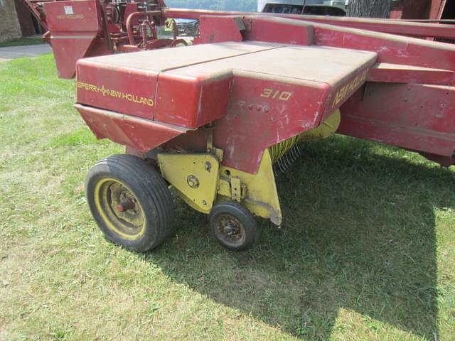Image of New Holland 310 equipment image 1