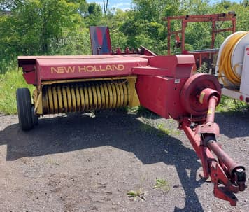 Main image New Holland 273