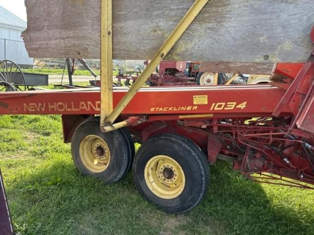 Image of New Holland 1034 equipment image 4