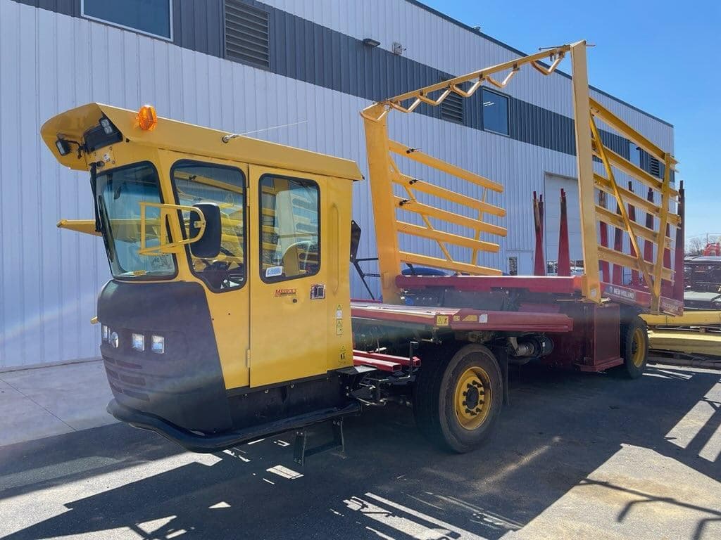 Image of New Holland Stack Cruiser 102 Primary image