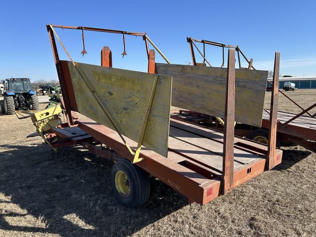 Image of New Holland 1010 equipment image 2