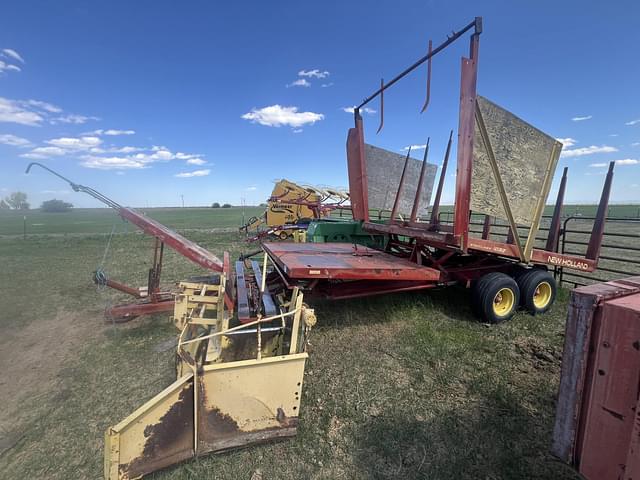 Image of New Holland 1032 equipment image 1