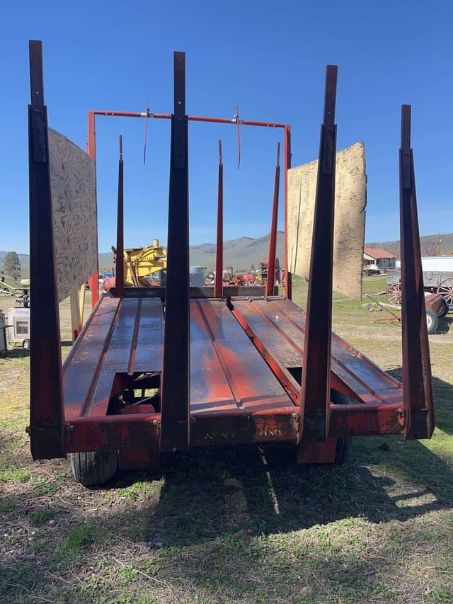 Image of New Holland 1032 equipment image 4