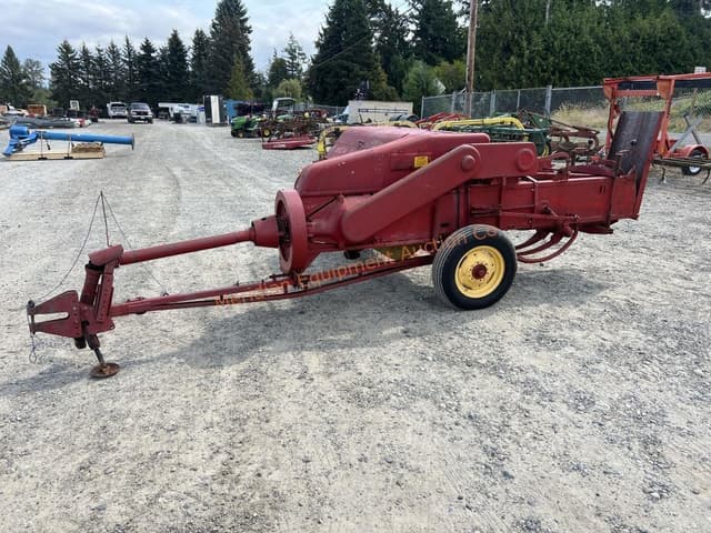 Image of New Holland Super 69 equipment image 4