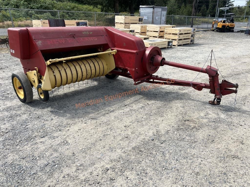 New Holland Super 69 Equipment Image0