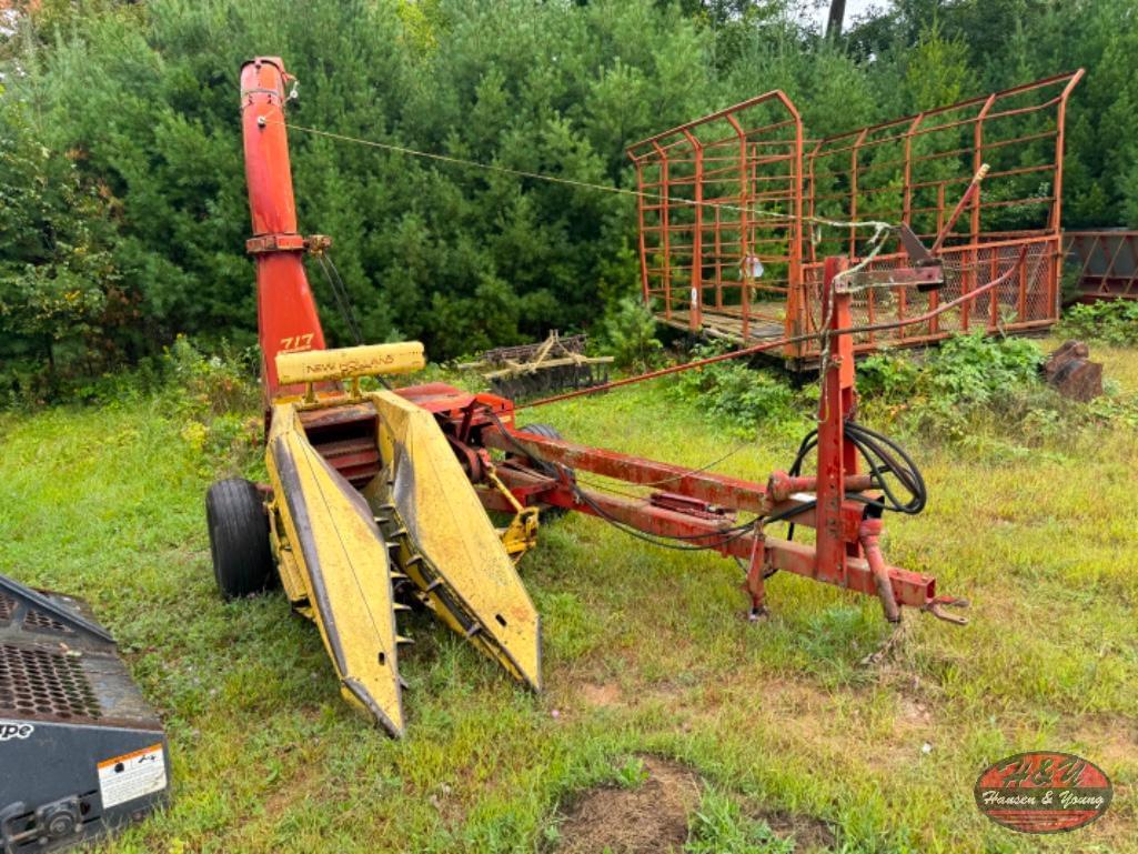 Image of New Holland 717 Primary image