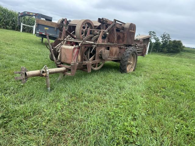 Image of New Holland Super 77 equipment image 1