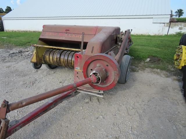 Image of New Holland Super Hayliner 69 equipment image 2