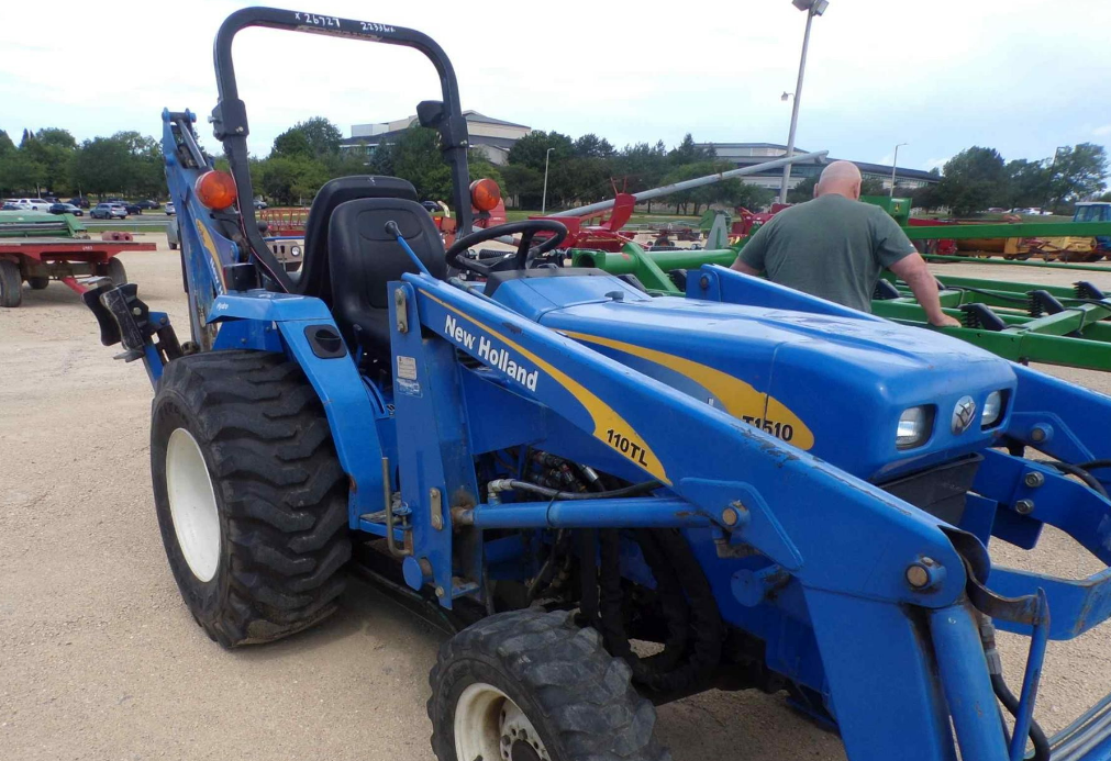 Main image New Holland T1510