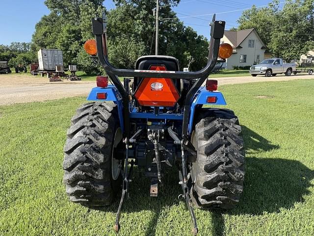 Image of New Holland T1510 equipment image 4