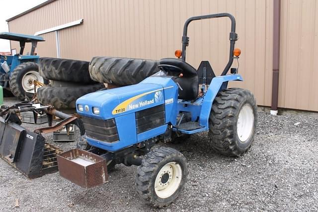 Image of New Holland T1520 equipment image 2